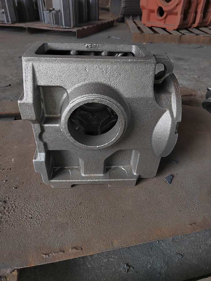 QT600-3减速机箱体